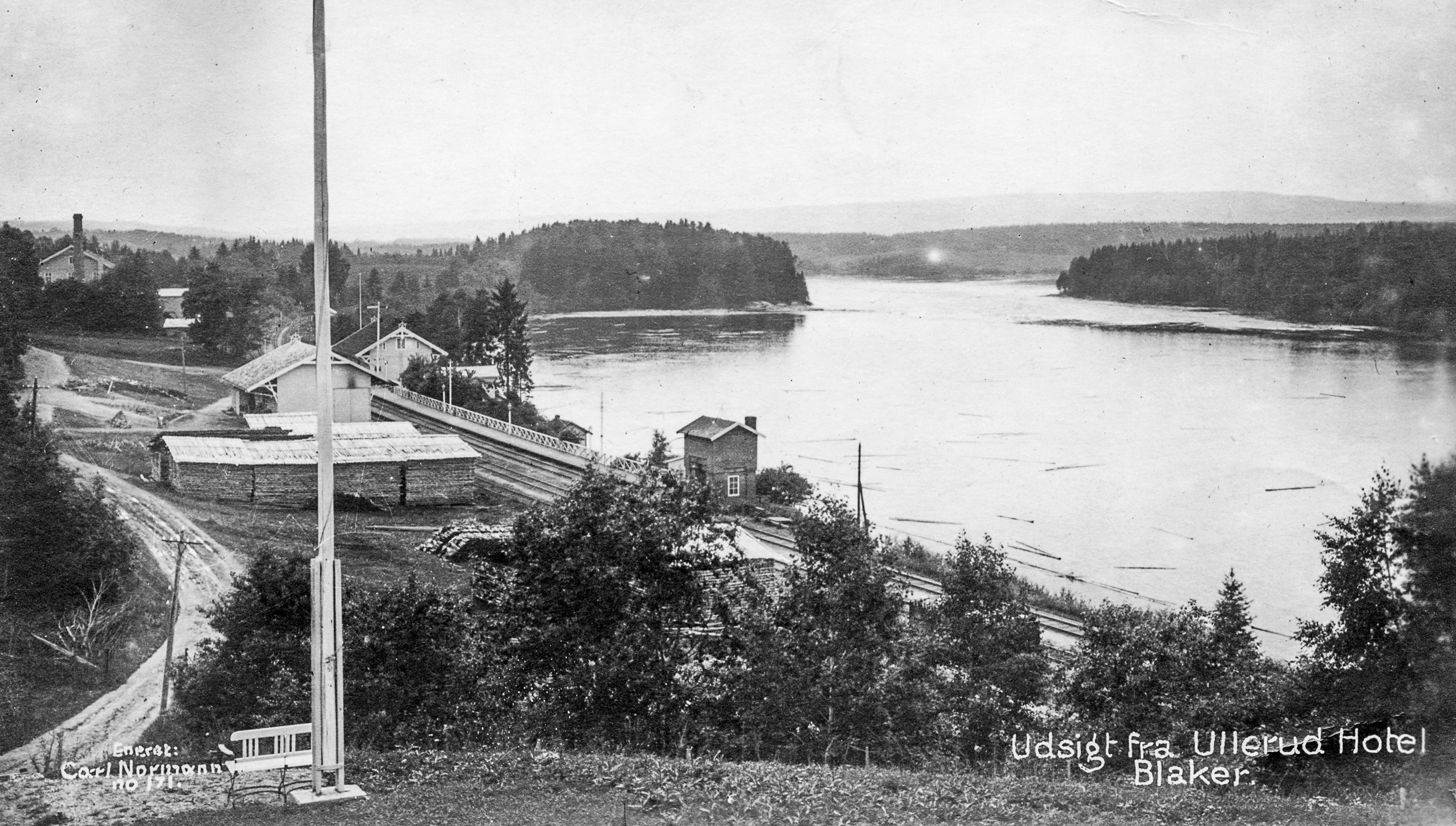 Artikkelbilde til artikkelen APRIL-bildet viser utsikt fra Ullerud hotel